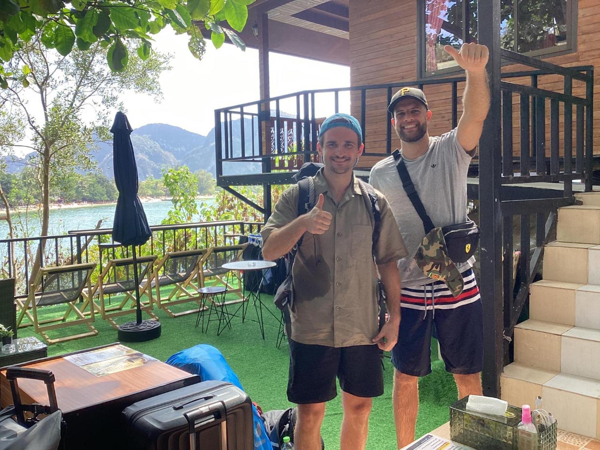 Sweed Dee Seaview Hostel Koh Koh Phi Phi Don Extérieur photo